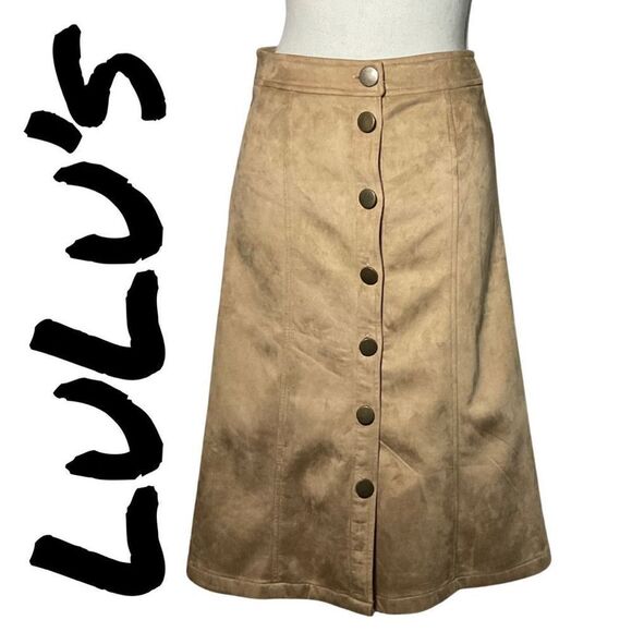 LULU’S Gimme Jive Beige Suede Midi Skirt w/ button closure, Size S - Picture 2 of 7